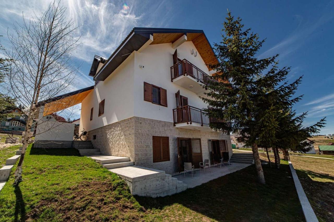 Turisticki Apartmani “Kraljeva Stolica” Žabljak Extérieur photo