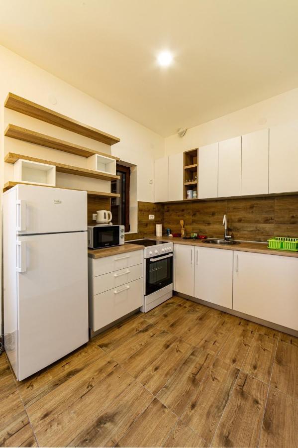 Turisticki Apartmani “Kraljeva Stolica” Žabljak Extérieur photo