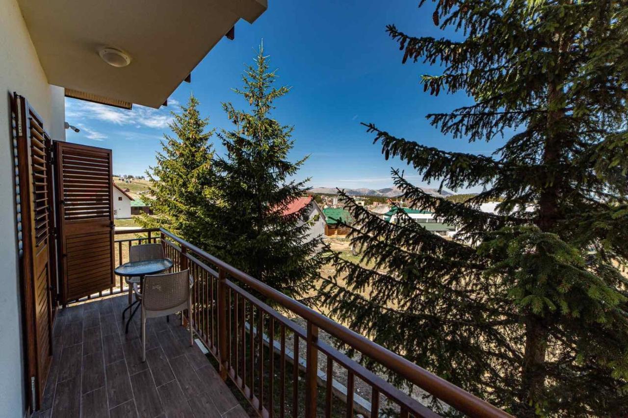 Turisticki Apartmani “Kraljeva Stolica” Žabljak Extérieur photo