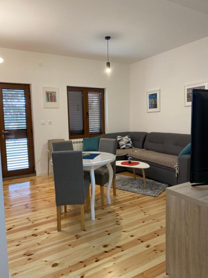 Turisticki Apartmani “Kraljeva Stolica” Žabljak Extérieur photo